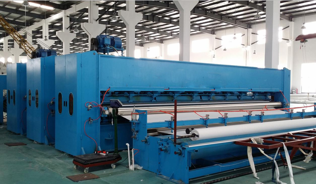 HongYi-2 Punching βελόνων μηχανών κατασκευής υφάσματος ικανότητας εξουσιοδότησης 80-500kg/h μη υφαμένων έτη γραμμών παραγωγής